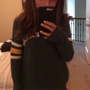 Green long sleeve forever21 hug dealer